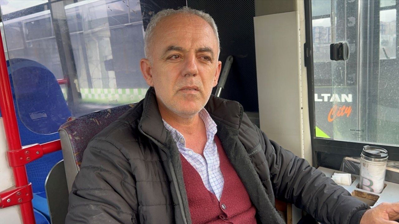 Kocaeli'de otobüsü şoförü fenalaşan yolcuyu hastaneye yetiştirdi