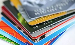 Cebinde kredi kartı olanları yakından ilgilendiriyor! Kredi kartı faiz oranları değişti
