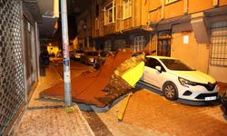 İstanbul'da lodos ve sağanak hayatı olumsuz etkiledi