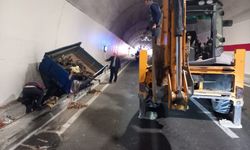 T4 tünelinde meydana gelen kazada 2 kişi yaralandı