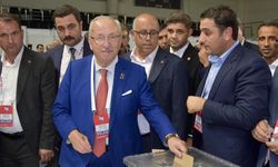 Kılıçdaroğlu’nu destekleyen Albayrak’tan Özel’e kutlama mesajı