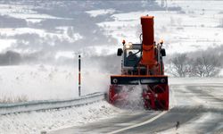 Kırklareli'nde kar alarmı! 25 köy yolu ulaşıma kapandı
