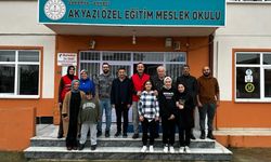 Akyazı'da özel öğrencilere Türk Kızılay'ın faaliyetleri anlatıldı