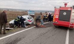Edirne'de iki otomobil çarpıştı: 2 kişi öldü