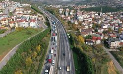 Kocaeli'de meydana gelen kazada 13 kişi yaralandı