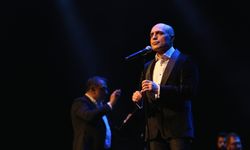 Sanatçı Yalçınkaya'nın konser geliri Gazze'ye gidecek