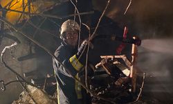 Kırklareli'nde bir ev ile depoda yangın çıktı