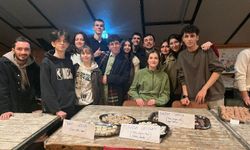 Liseli gençler Hollanda'da kültürümüzü tanıtıyor