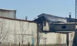 Tekstil fabrikasında çıkan yangın söndürüldü