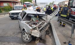 Bariyere çarpan otomobilin sürücüsü öldü