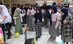 Öğrenciler çeşitli etkinliklerle 23 Nisan’ı kutladı