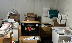 Hastaneye ait medikal malzemeleri sattıkları iddia edilen 3 zanlı tutuklandı