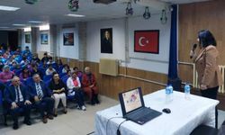 Müjgan Serkan Karagöz Ortaokulu bilim söyleşisine ev sahipliği yaptı