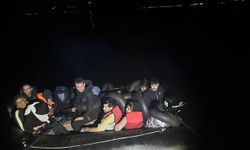 Çanakkale'de 22 düzensiz göçmen kurtarıldı