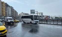 İstanbul'un bazı bölgelerinde yağmur yağıyor