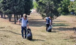 Kocaeli'de park ve bahçelerde sonbahar temizliği yapıldı