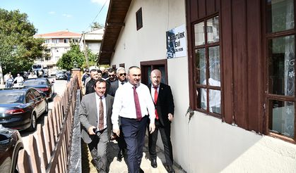 Vali Soytürk, Atatürk Evi’ni ziyaret etti