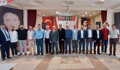 MHP İpsala'da Özçiftçi yeniden başkan seçildi