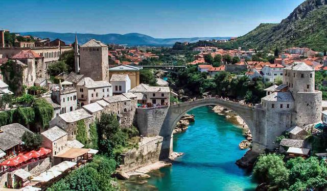 Bosna Hersek Gezi Rehberi: Tarih Dolu Bir Keşif Macerası