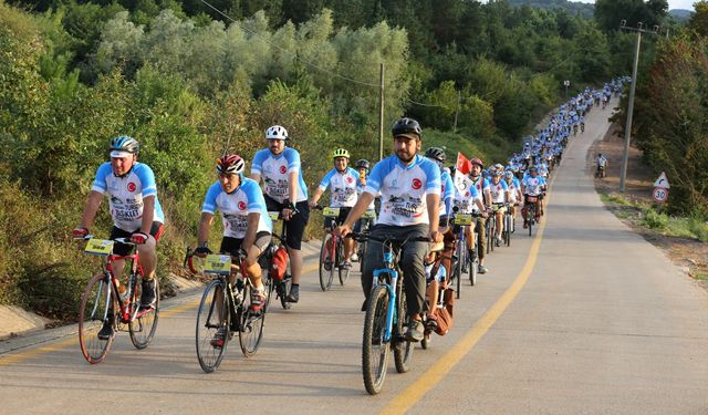 Kandıra'da bisiklet şenliği başladı