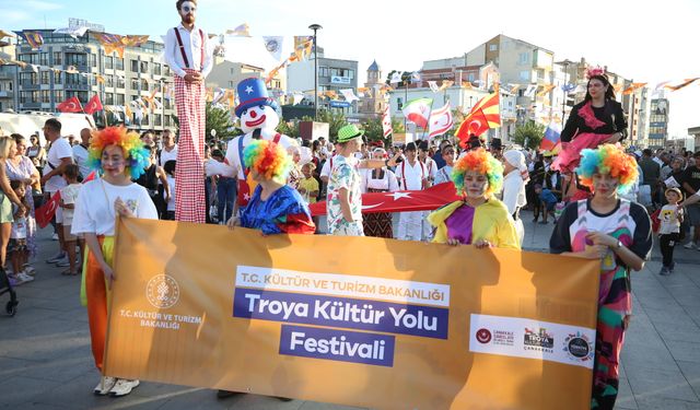 Troya Kültür Yolu Festivali vatandaşların yoğun katılımıyla başladı