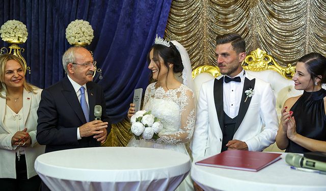 Kılıçdaroğlu, nikah şahidi oldu