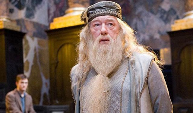 Harry Potter’ın ‘Dumbledore’u Sir Michael Gambon öldü mü?