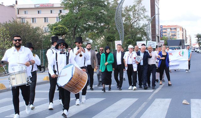 Farkındalık yürüyüşü