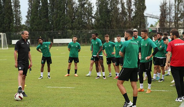 Tuncay Şanlı, Sakaryaspor'un Süper  Lİg'e yükselmesini hedefliyor