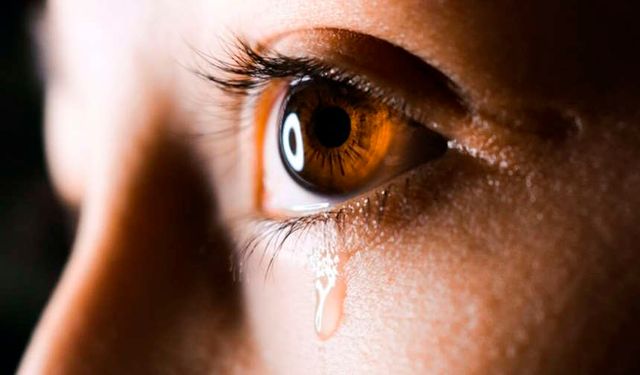 Aşırı Duygusallık ve Sürekli Ağlama İsteği Neden Olur?