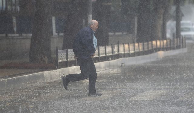 Meteoroloji uyardı… Sel, dolu, fırtına!