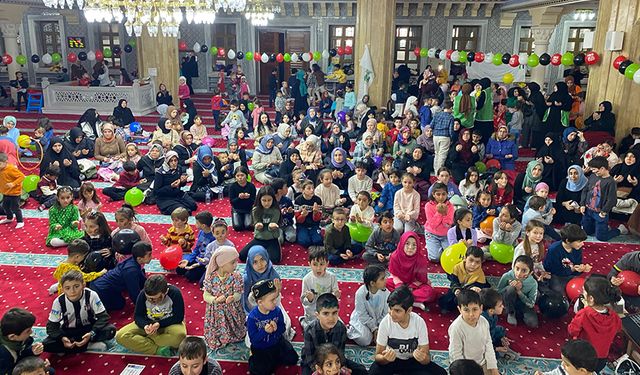 Çocuklara cami sevgisi aşılandı