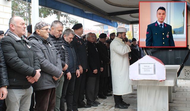 Genç uzman çavuş gözyaşları içinde toprağa verildi