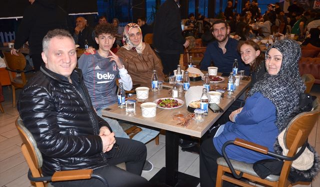 Beşiktaşlılar Derneği üyeleri iftarda buluştu