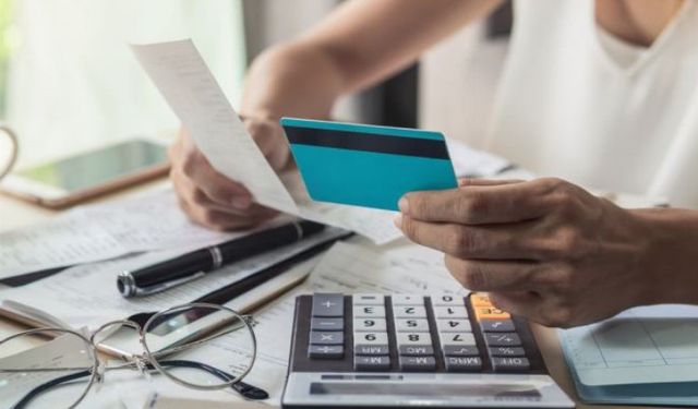 Kredi kartı borcunu ödememiş kişi sayısı azaldı