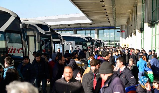 Otobüsler 706 bin yolcu taşıdı