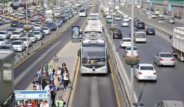 23 Nisan'da İstanbul, Ankara ve İzmir'de Toplu Taşıma Ücretsiz mi?