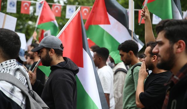 Gazze'ye destek yürüyüşü düzenledi
