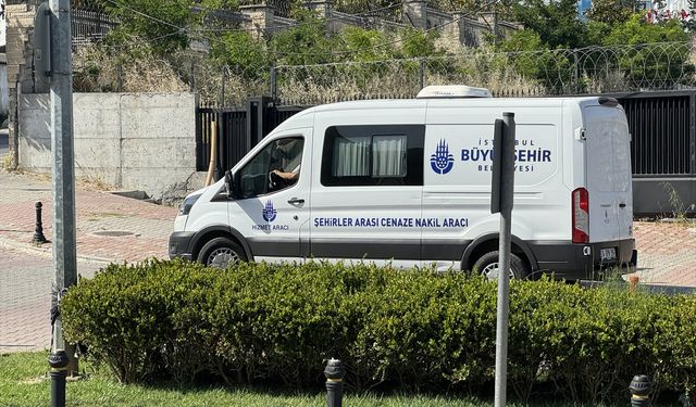 Çöken binada ölen kişinin cenazesi Adli Tıp Kurumundan teslim alındı