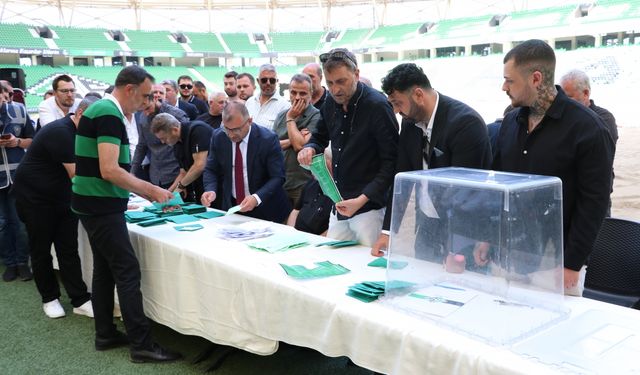 Sakaryaspor'un yeni başkanı Gökhan İn oldu