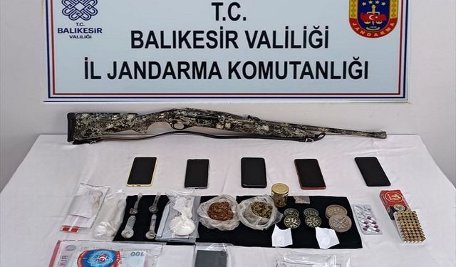 Uyuşturucu operasyonunda 4 şüpheli tutuklandı