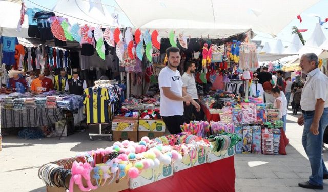 Alışveriş Festivali esnafla vatandaşın yüzünü güldürdü