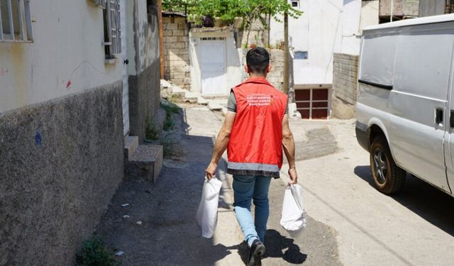 Kurban etleri ihtiyaç sahiplerine ulaştırıldı