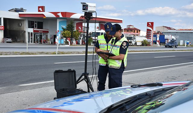 Google Türkiye'de Radar Bildirimini Kullanıma Açtı: Selektörle Radar Uyarısı Tarih Oluyor!