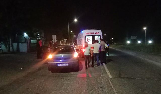 Otomobille çarpışan motosiklet sürücüsü ehliyetsiz ve alkollü çıktı