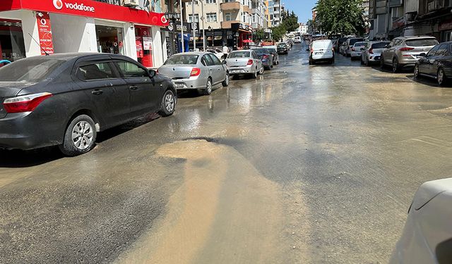 Uğur Mumcu yine sulara teslim oldu