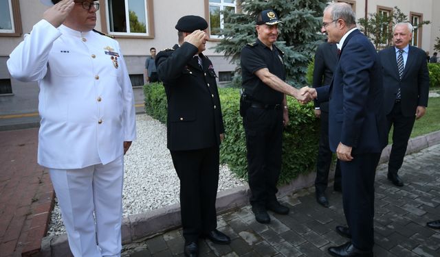 Çanakkale Valiliğine atanan Toraman göreve başladı