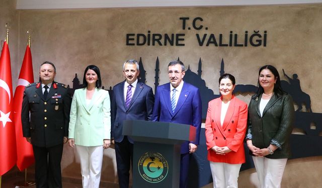 Cumhurbaşkanı Yardımcısı Yılmaz'dan Edirne Valiliğine ziyaret
