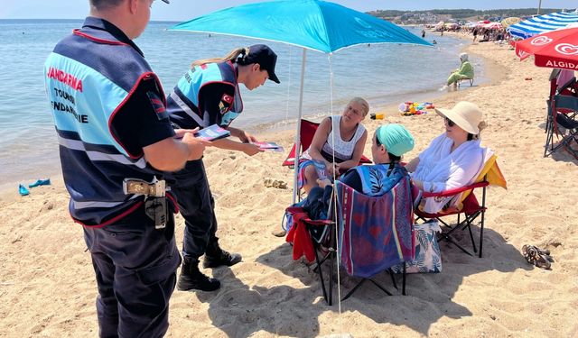 Edirne'de jandarma sahillerde denetimlerini sürdürüyor