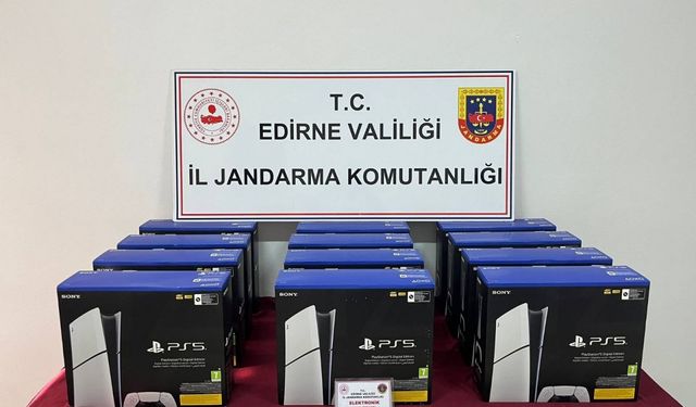 Gümrük kaçağı 12 oyun konsolu ele geçirildi